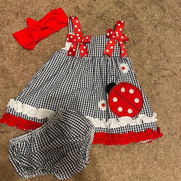 Other - Baby girls dress with matching bloomers